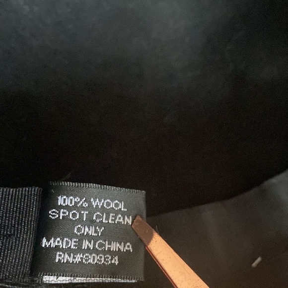 August Hat Company Black Cloche Wool Hat Adjustable Inside Sizing OS - Picture 4 of 4